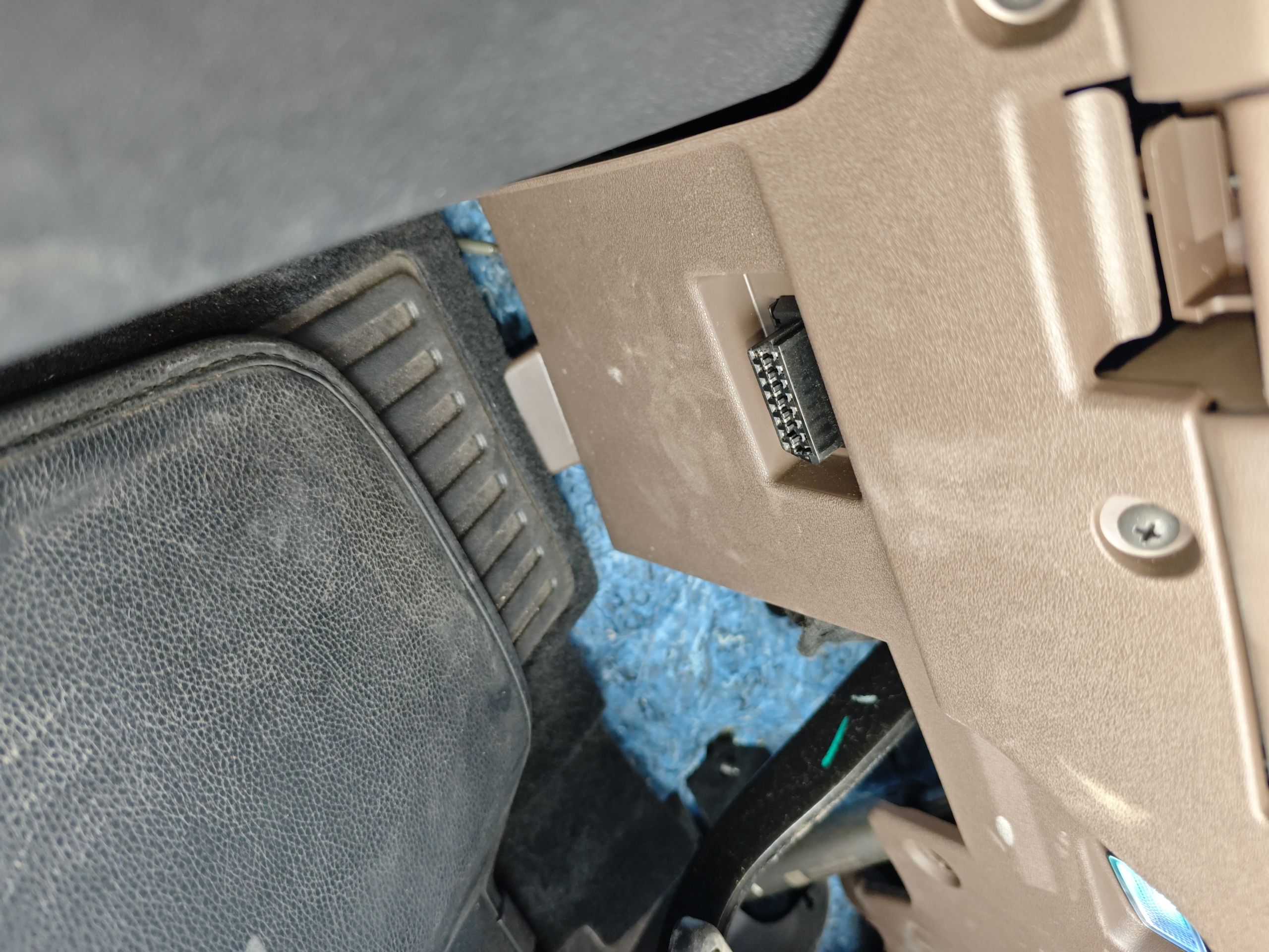 Разъём OBD