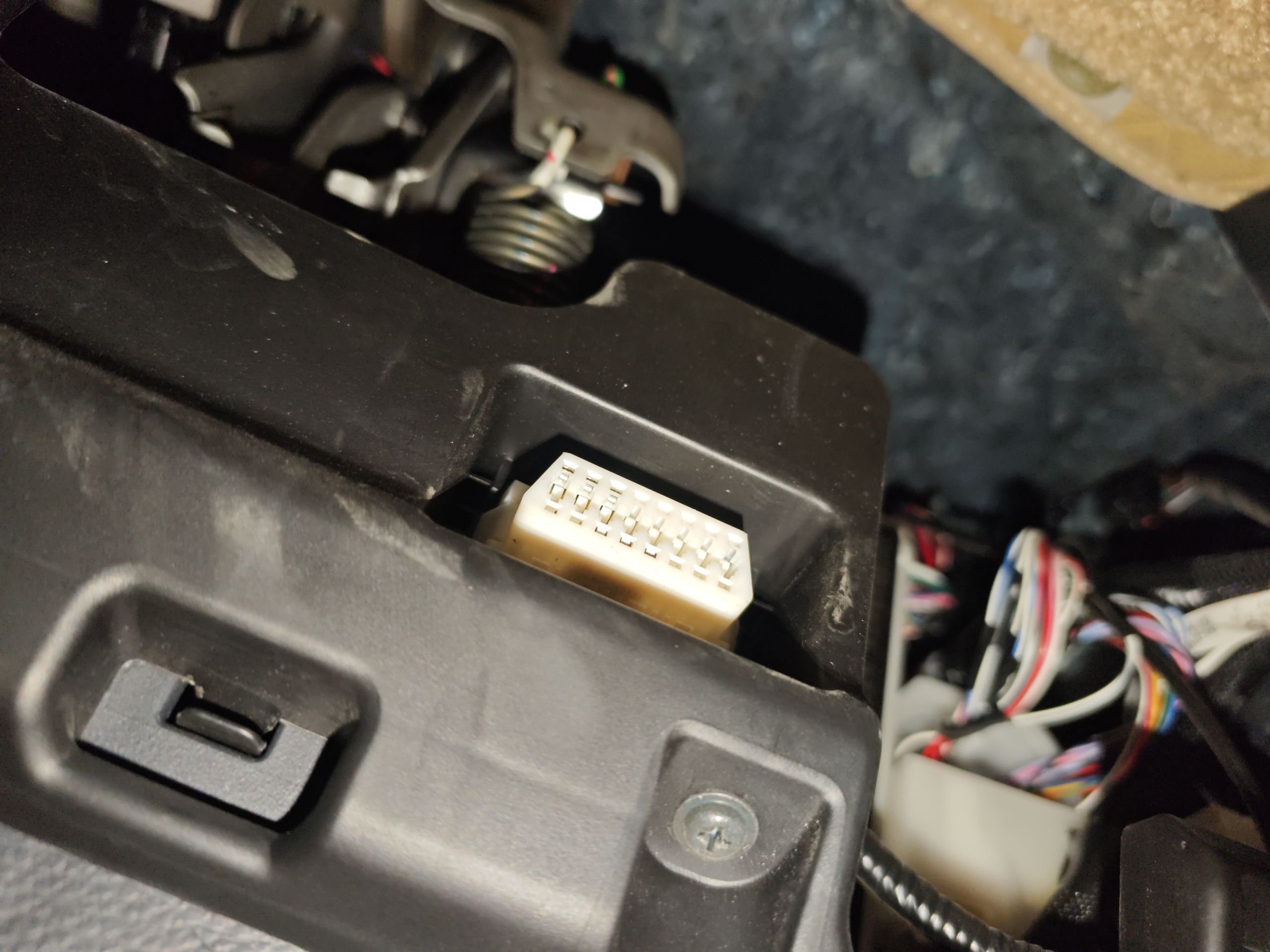Разъём OBD