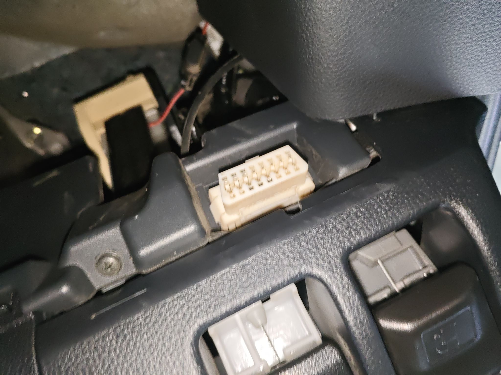 Разъём OBD