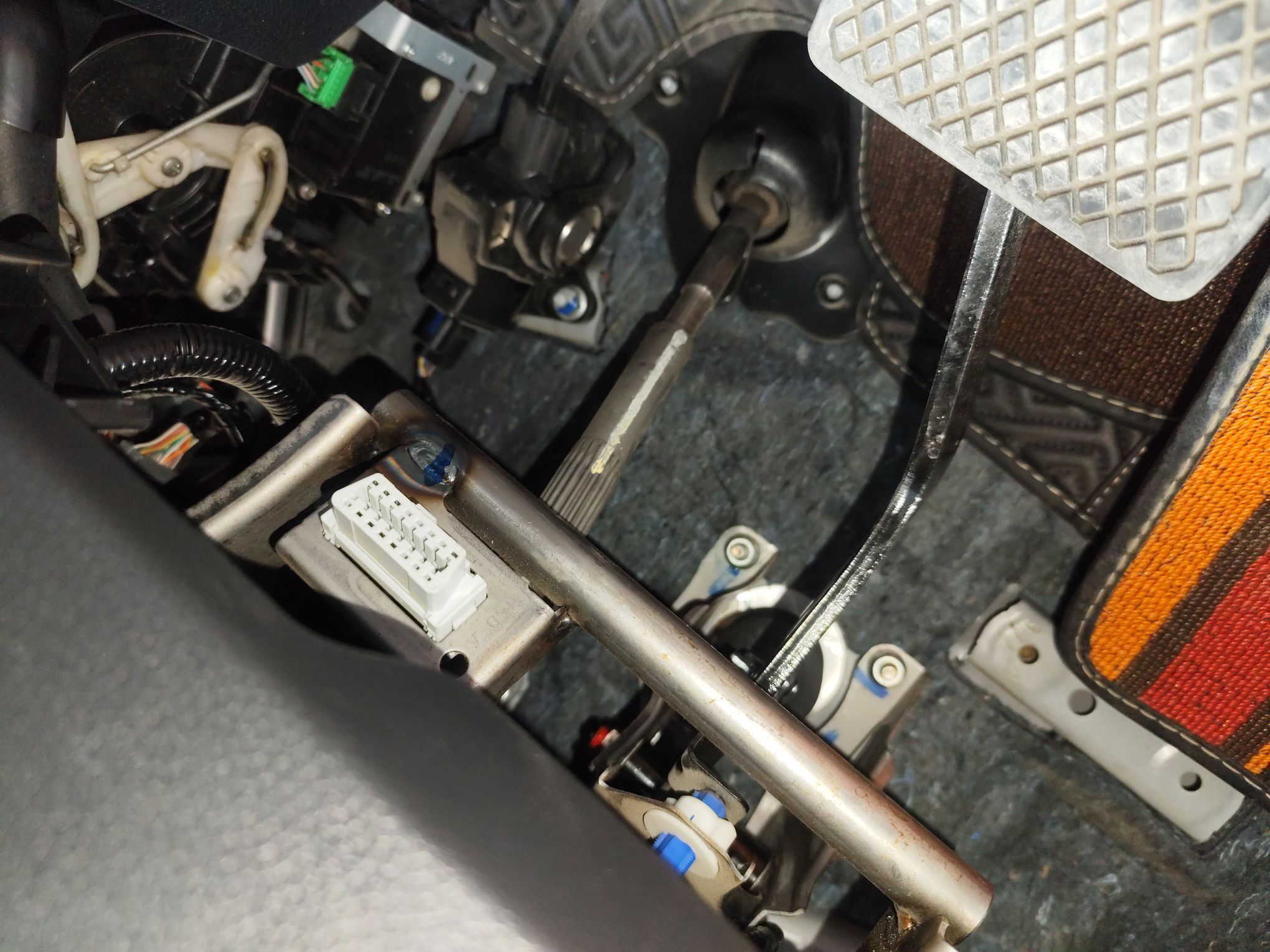 Разъём OBD