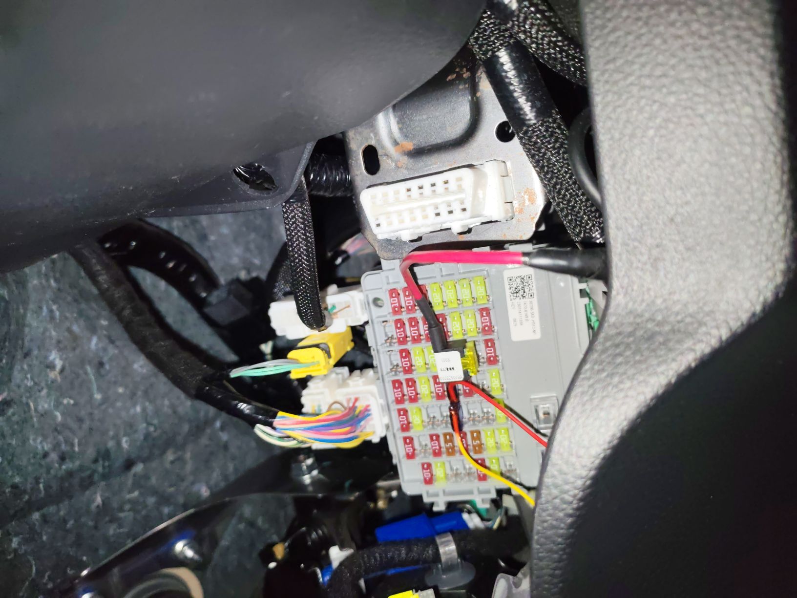 Разъём OBD