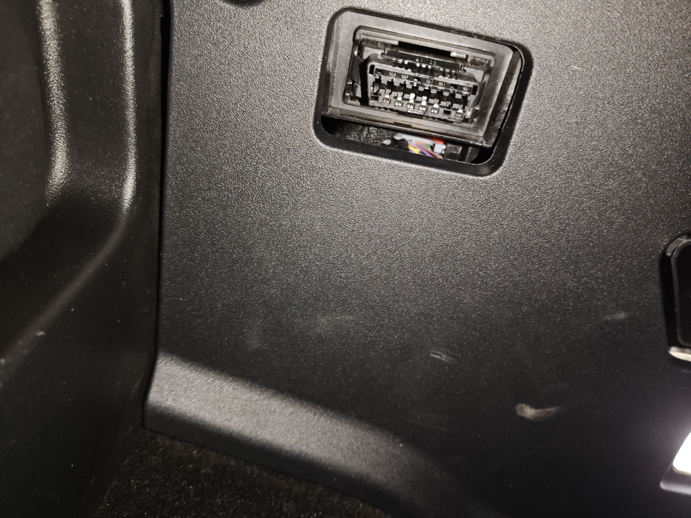 Разъём OBD