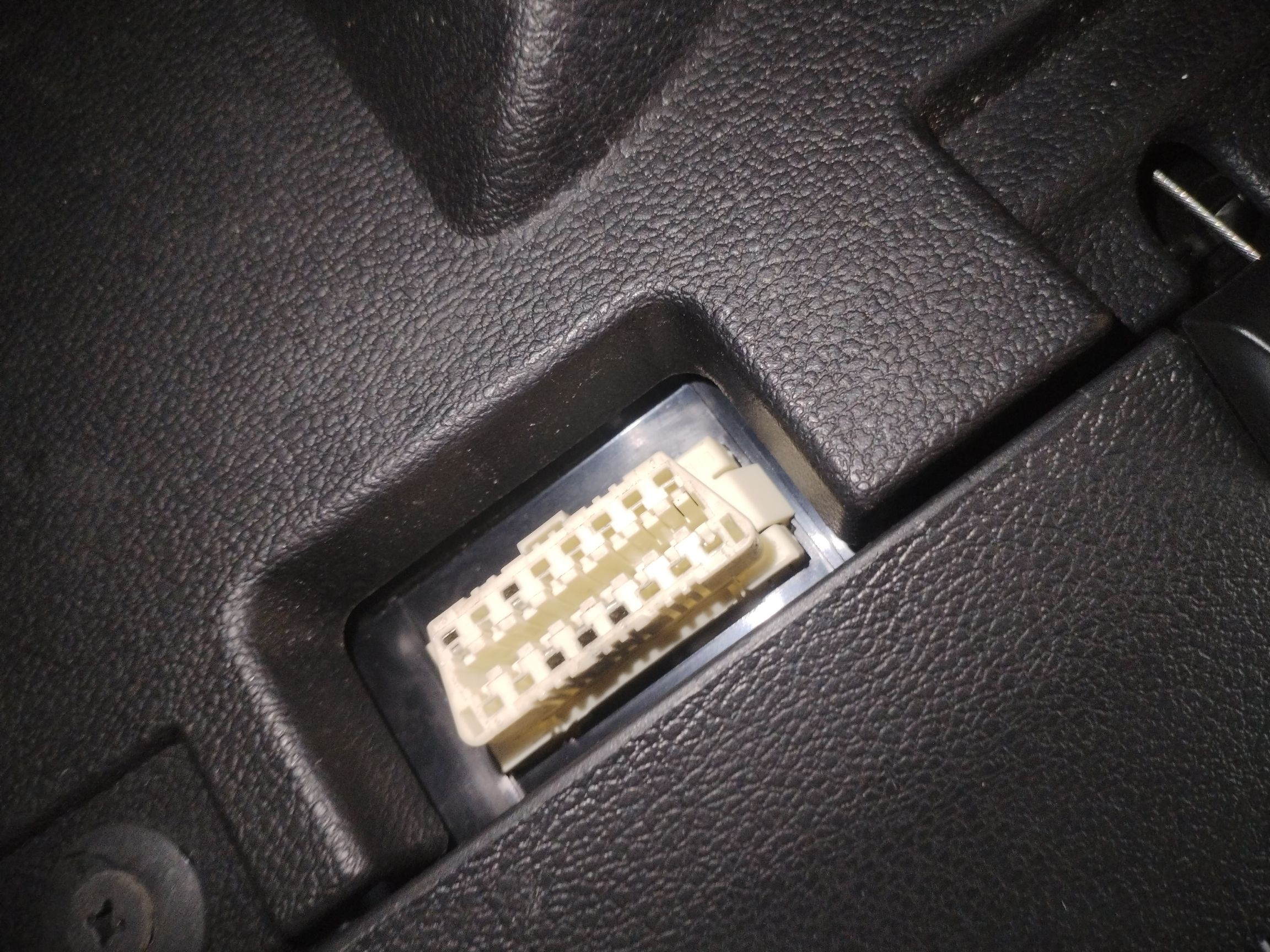 Разъём OBD