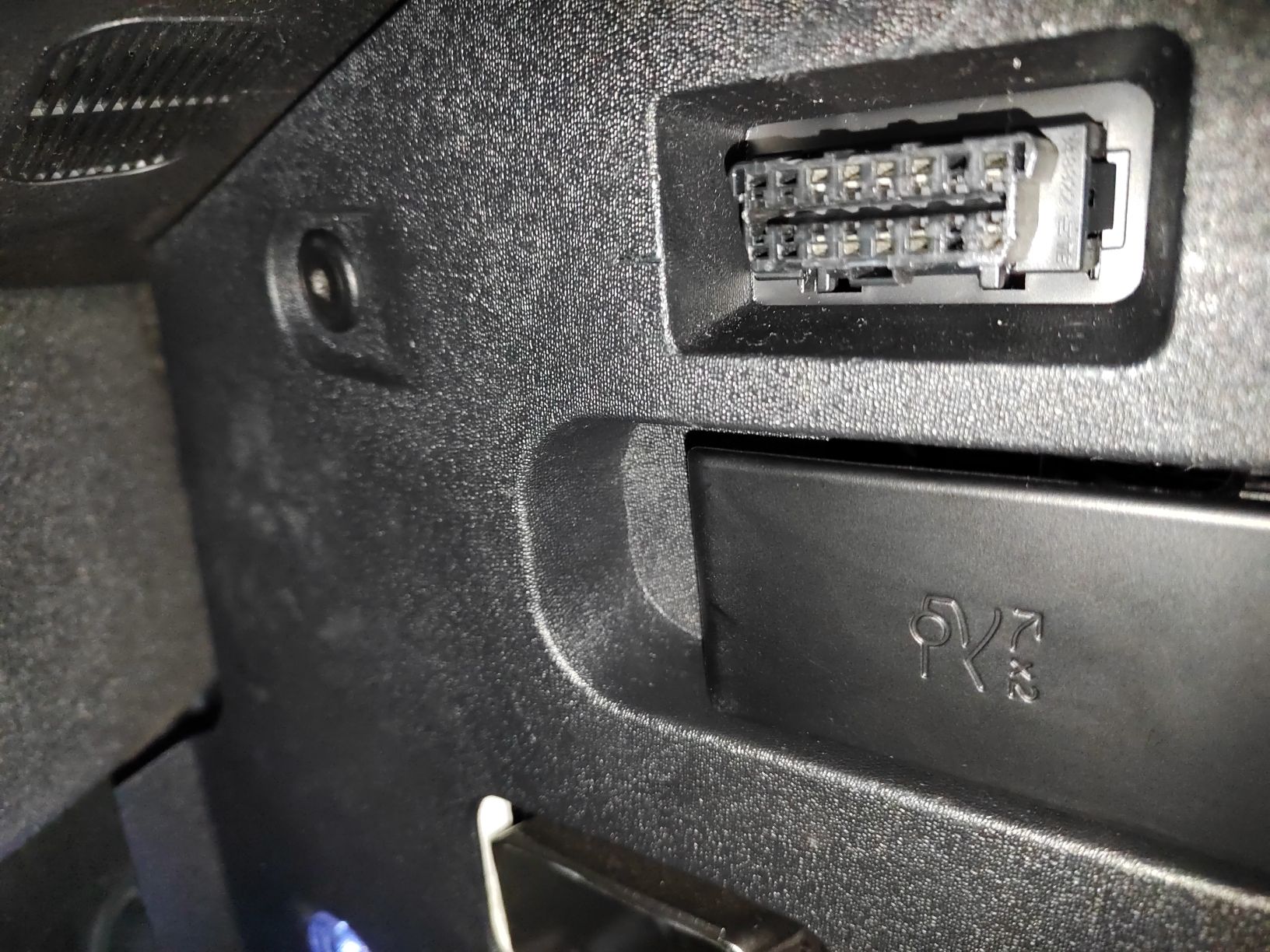 Разъём OBD