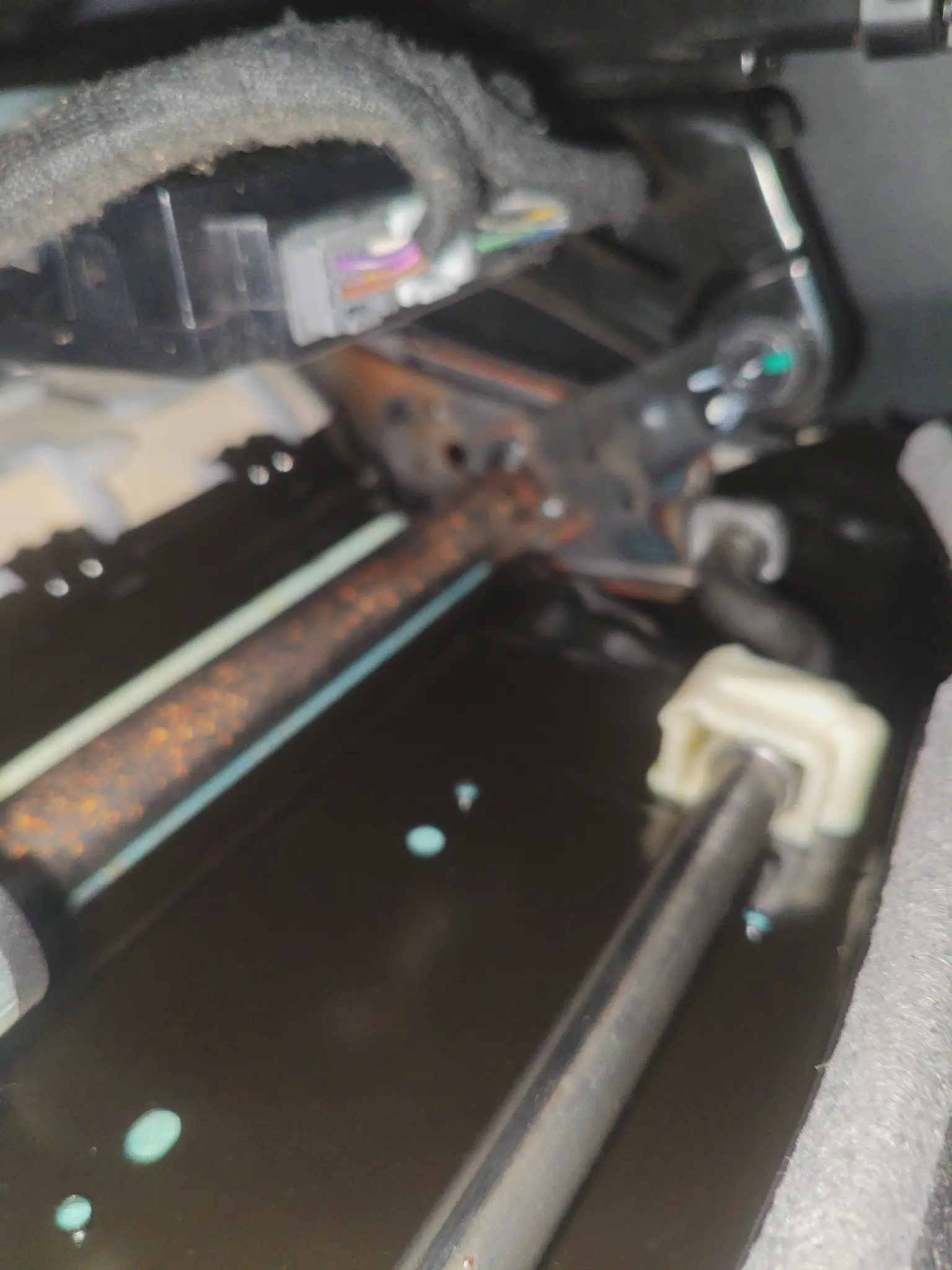 Направляющие салазок сиденья водителя