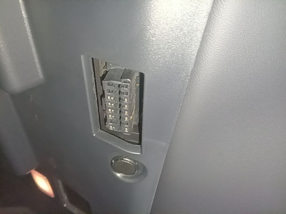 Разъём OBD
