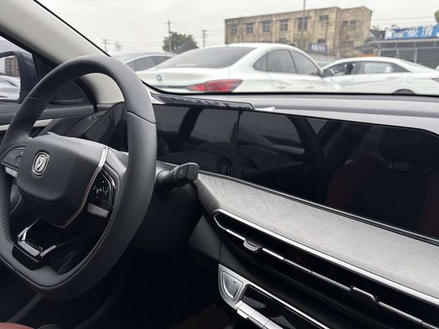 Changan Eado 2023 PLUS Enjoy Blue Whale NE 1.4T GDI DCT Premium – фото 13
