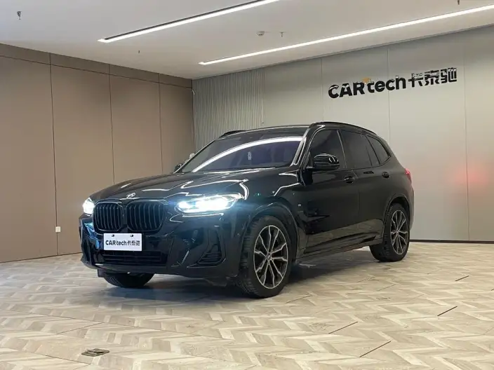 BMW X3 2023 Model xDrive30i Leading Model M Night Set