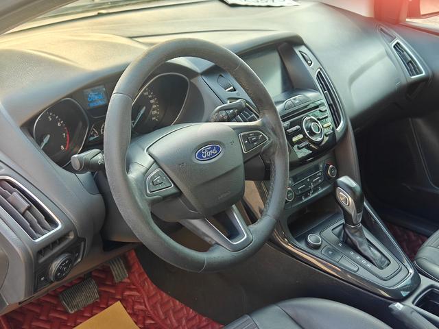 Ford Focus 2017 модификация лян кузов EcoBoost 125 автоматическое Super Fashion тип Zhixing Edition – фото 13