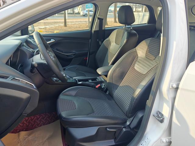 Ford Focus 2017 модификация лян кузов EcoBoost 125 автоматическое Super Fashion тип Zhixing Edition – фото 14