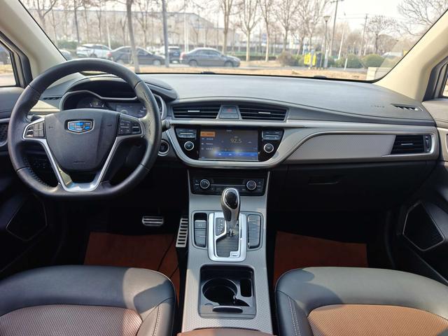 Geely Emgrand GS 2017 Elegant 1.3T Automatic Smart Connect – фото 12