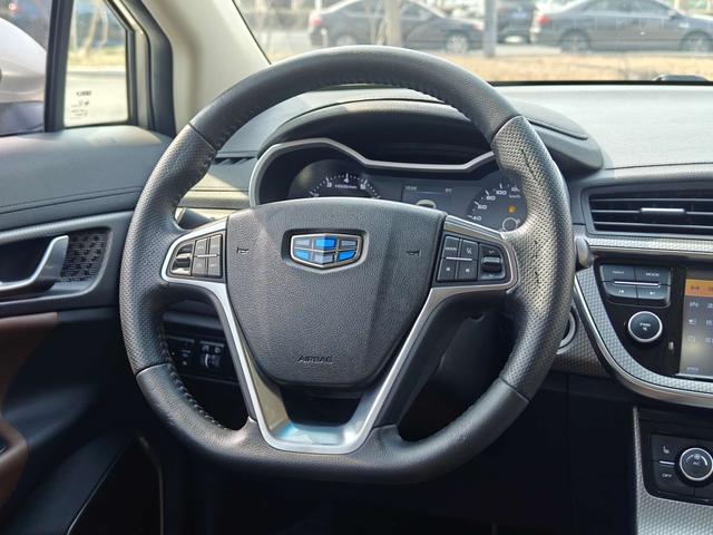 Geely Emgrand GS 2017 Elegant 1.3T Automatic Smart Connect – фото 13