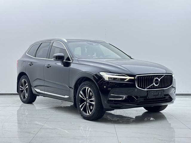 Volvo XC60 Модель 2018 года T5 4WD Zhiyuan Edition – фото 3