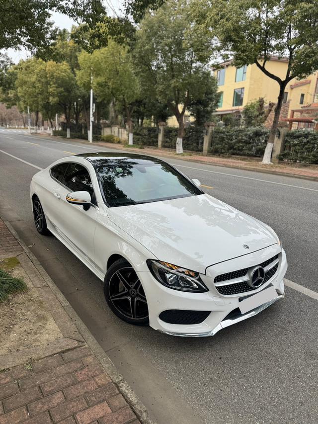 Mercedes-Benz C-Class Imported 2017 модификация C 200 Jiao Stonic Edition – фото 2