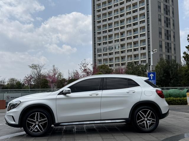 Mercedes-Benz GLA 2015 GLA 200 Style – фото 5