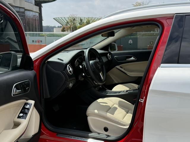 Mercedes-Benz GLA 2015 GLA 200 Style – фото 11