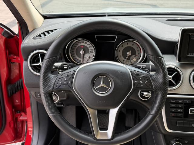 Mercedes-Benz GLA 2015 GLA 200 Style – фото 16