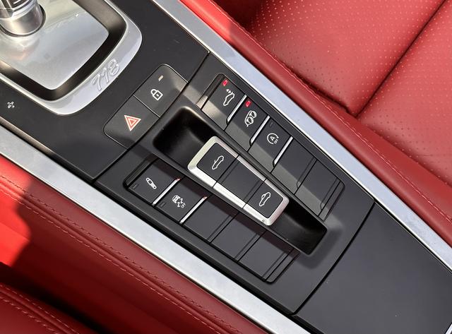 Porsche 718 2022 Boxster 2.0T – фото 8