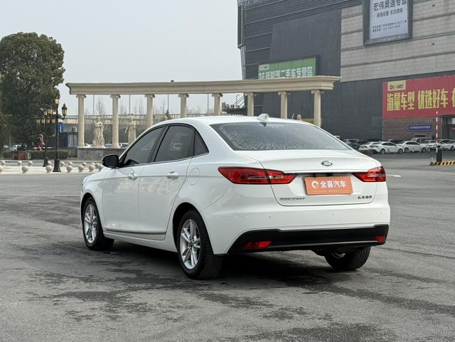Ford Escort Модель 2019 года 1.5L автоматическое Yuexiang – фото 7