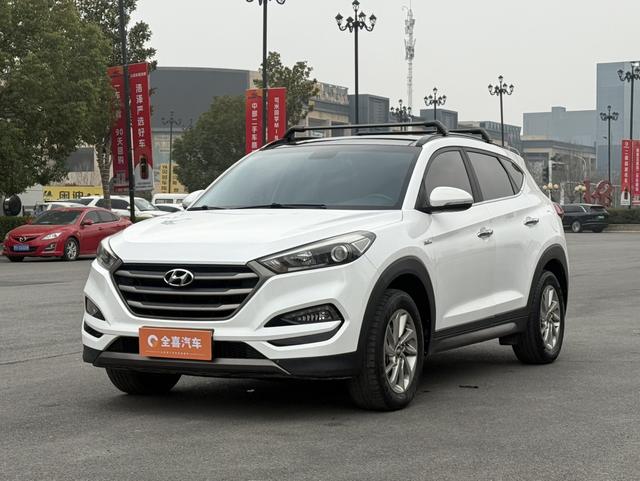 Hyundai Tucson 2015 модификация 1.6T DCT 2WD Leading – фото 1