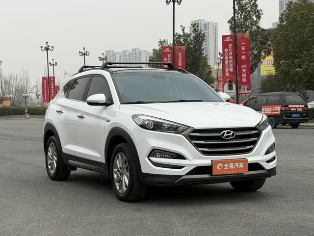 Hyundai Tucson 2015 модификация 1.6T DCT 2WD Leading – фото 2