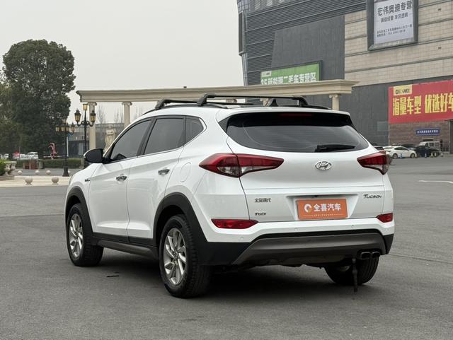 Hyundai Tucson 2015 модификация 1.6T DCT 2WD Leading – фото 7