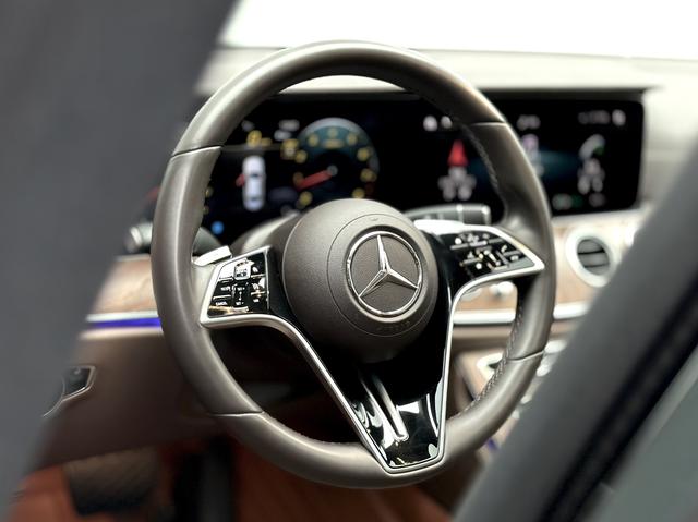Mercedes-Benz E-Class 2023 E 300 L Fashion Sedan – фото 4