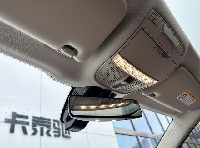 Mercedes-Benz E-Class 2023 E 300 L Fashion Sedan – фото 6