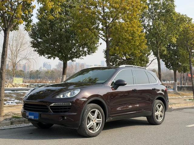 Cayenne 2014 модификация Cayenne Platinum Edition 3.0T – фото 1