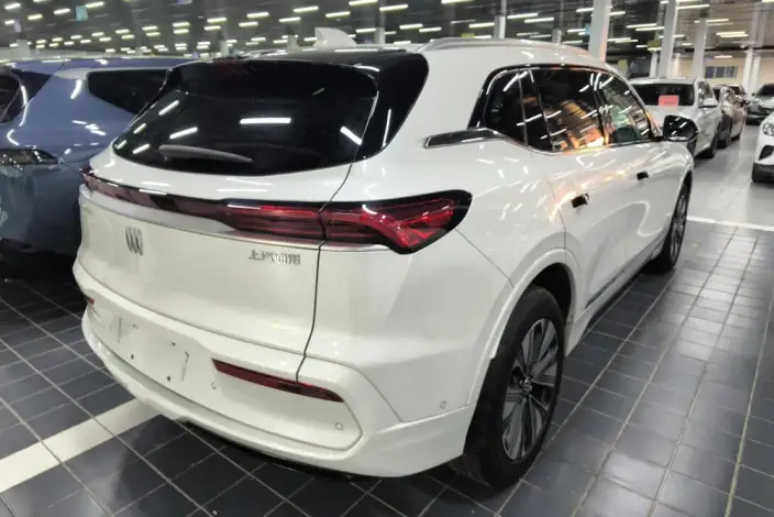 BUICK E5 2025 Model 620KM Exclusive Edition