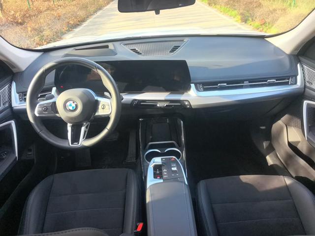 BMW X1 2023 xDrive25Li M Sport Package – фото 4
