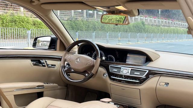 Mercedes-Benz S-Class 2010 S 300 L Business – фото 6
