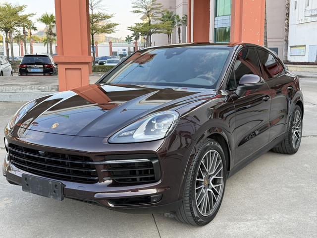 Cayenne Coupé Модель 2019 года Cayenne Coupé 3.0T
