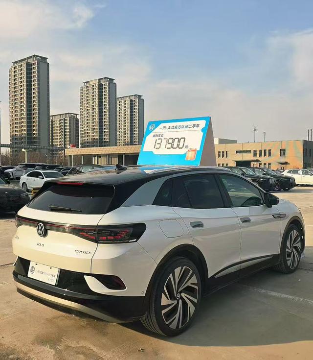 ID.4 CROZZ Модель 2022 года High per f ormance PRIME 4WD Edition – фото 9