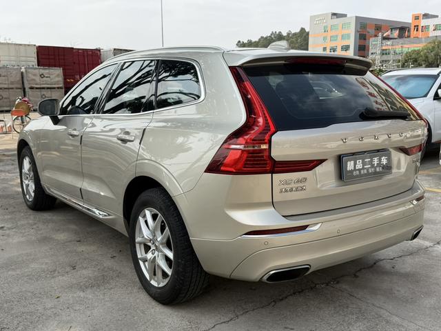 Volvo XC60 2020 T5 AWD Smart Luxury – фото 6