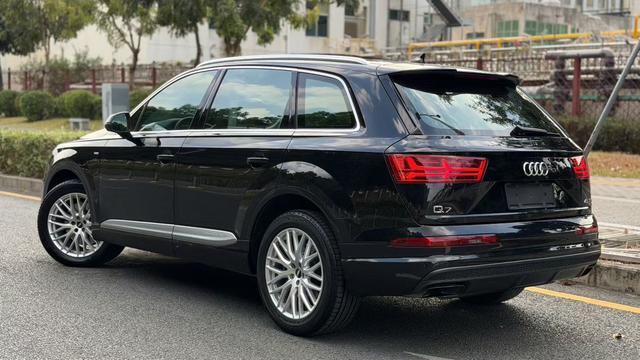 Audi Q7 2018 45 TFSI S line Sport – фото 9