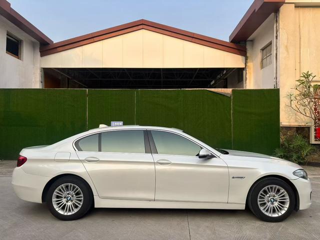 BMW 5 Series 2014 525Li Leading – фото 3