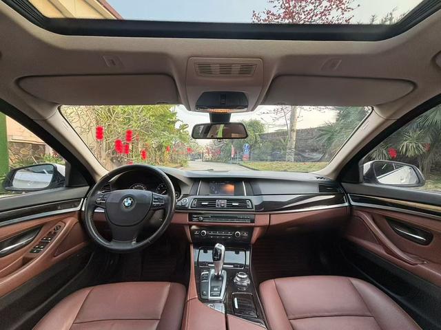 BMW 5 Series 2014 525Li Leading – фото 8