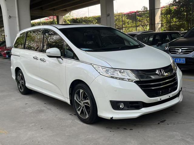 Honda Odyssey 2015 2.4L Smart Enjoyment – фото 2