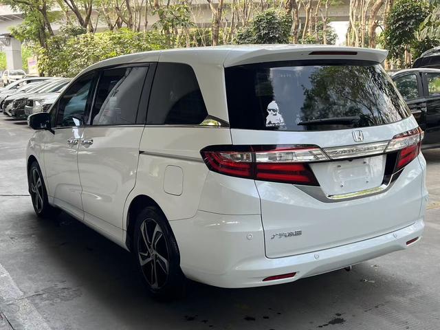 Honda Odyssey 2015 2.4L Smart Enjoyment – фото 5