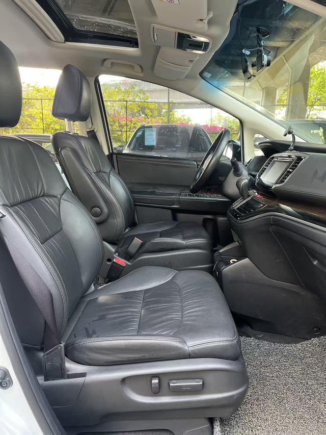 Honda Odyssey 2015 2.4L Smart Enjoyment – фото 10