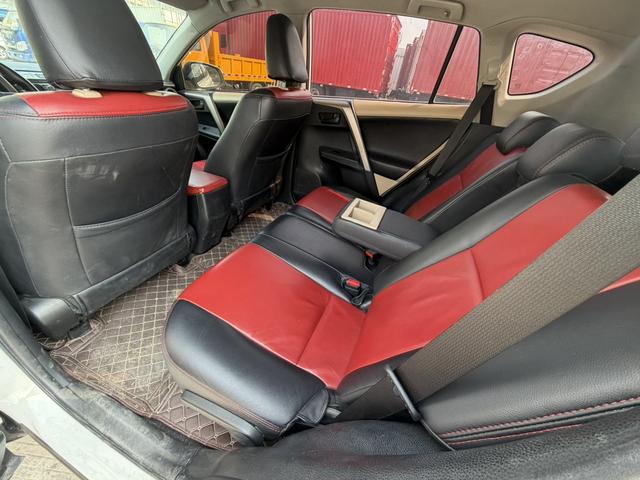 Toyota RAV4 2013 2.0L CVT 2WD Urban – фото 8