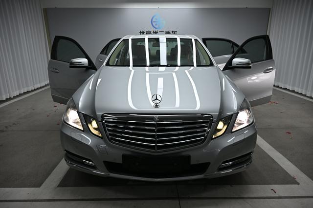 Mercedes-Benz E-Class Imported 2010 модификация E 200 CGI Youya тип – фото 3