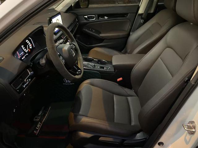 Honda Civic 2023 Hatchback 240TURBO CVT Leap Edition – фото 6