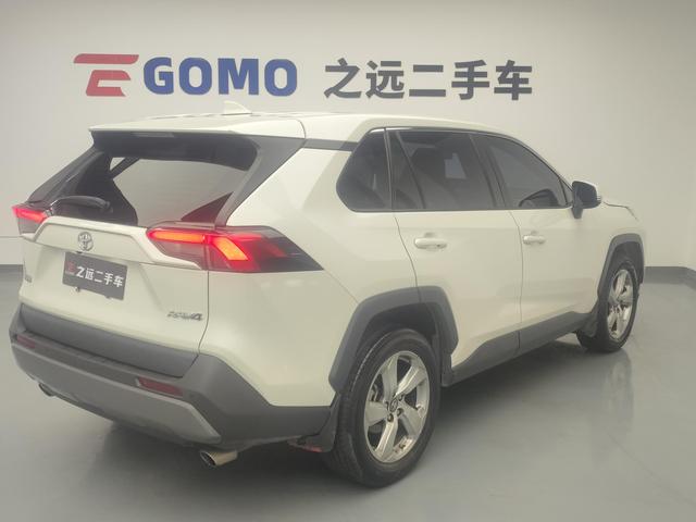 Toyota RAV4 2020 2.0L CVT 2WD Fashion – фото 5