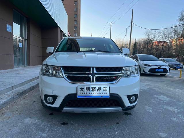 Dodge Journey 2013 2.4L 2WD Premium – фото 2