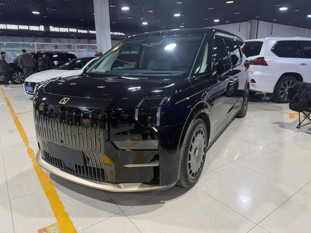 ZEEKR 009 2024 Radiance Collector Edition Edition 4WD 108kWh