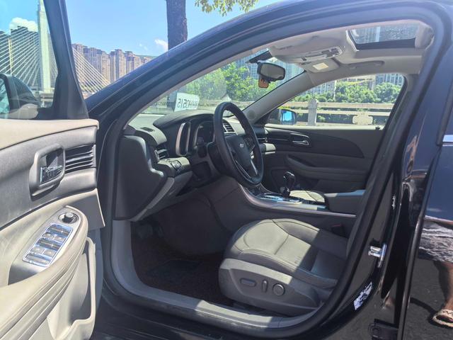 Chevrolet Malibu 2014 2.0L Automatic Comfort – фото 5