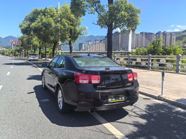 Chevrolet Malibu 2014 2.0L Automatic Comfort – фото 8