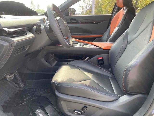 Changan UNI-V 2022 1.5T Premium – фото 5